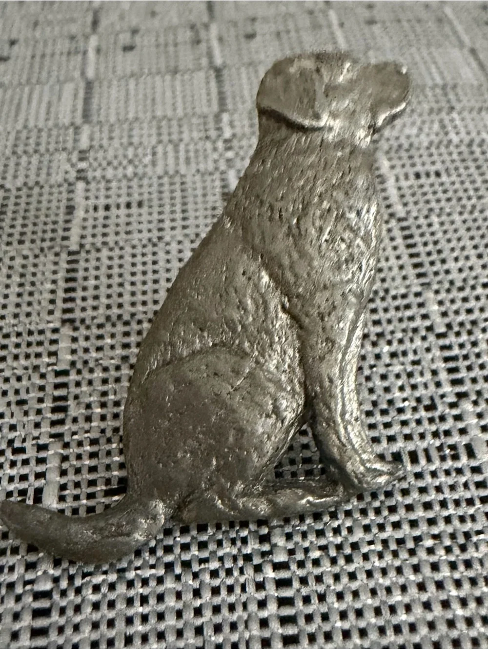 Vintage 1987 GG Harris Pewter Dog Lapel Pin